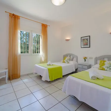 Villa Rosa Blanca By *